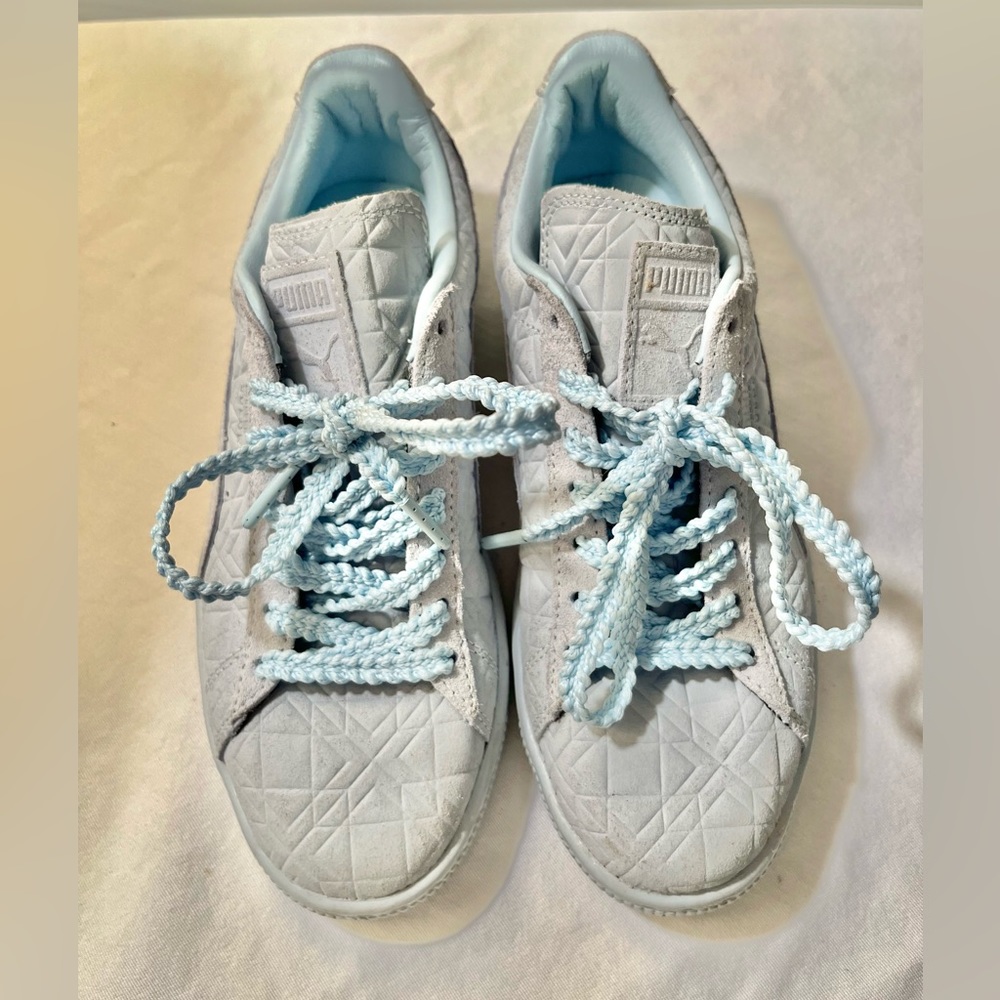 RARE Puma suede sneakers